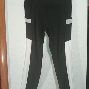 SO Black Leggings